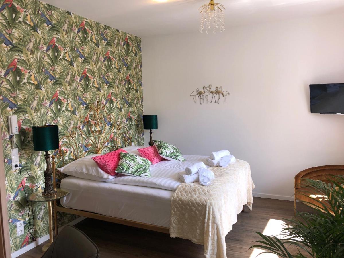 Boutique-Hotel „Altes Rathaus“ 兰施泰因 外观 照片